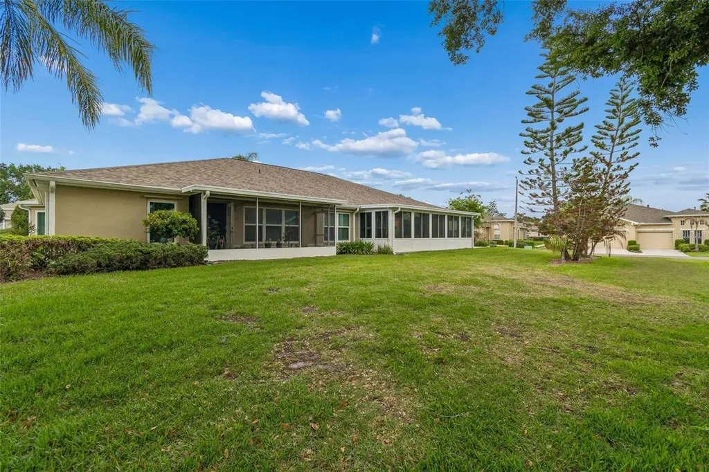 2006 Grantham Greens Drive Sun City Center FL 33573