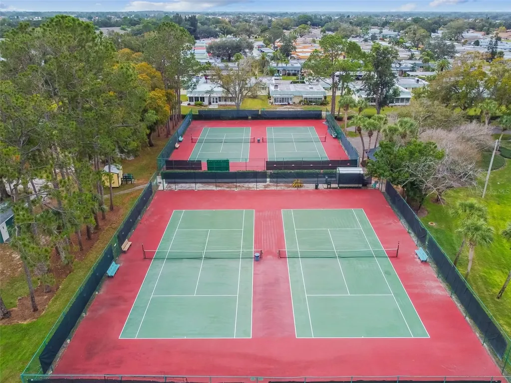 2006 Grantham Greens Drive Sun City Center FL 33573