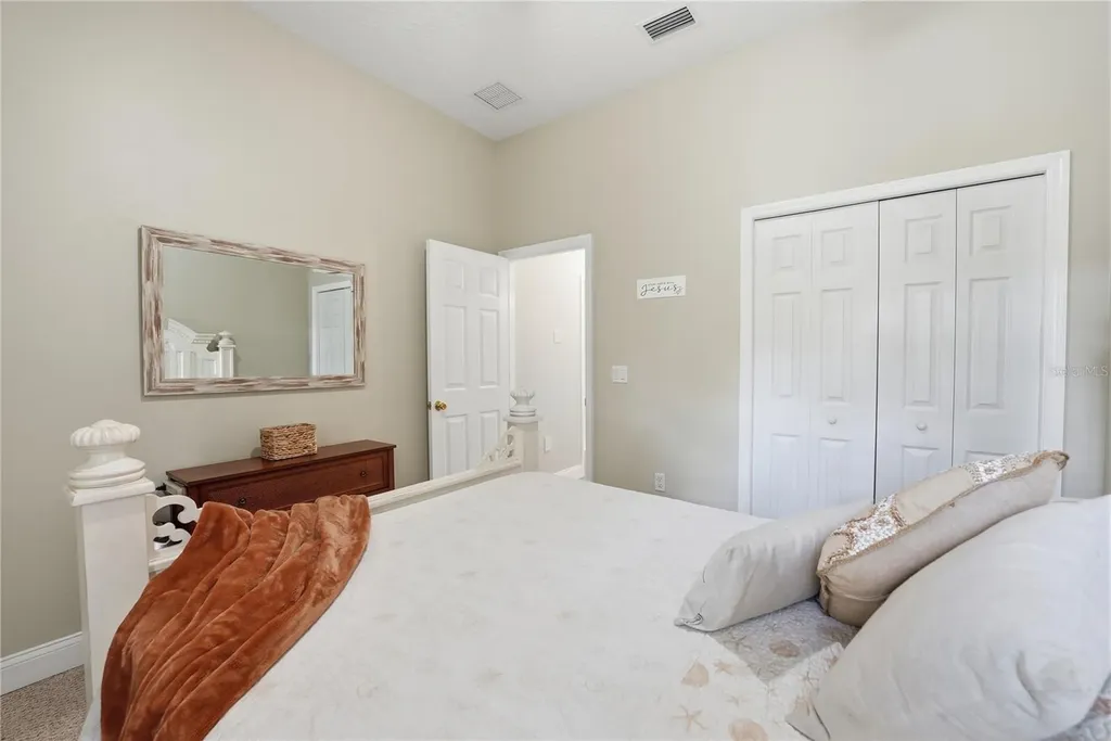 1813 Lakewood Drive St Cloud FL 34771