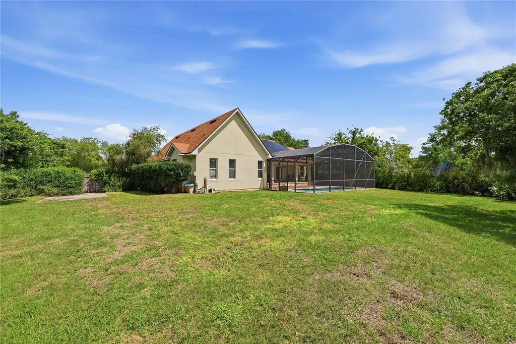 1813 Lakewood Drive St Cloud FL 34771