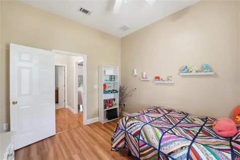 1813 Lakewood Drive St Cloud FL 34771