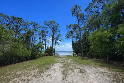 1813 Lakewood Drive St Cloud FL 34771