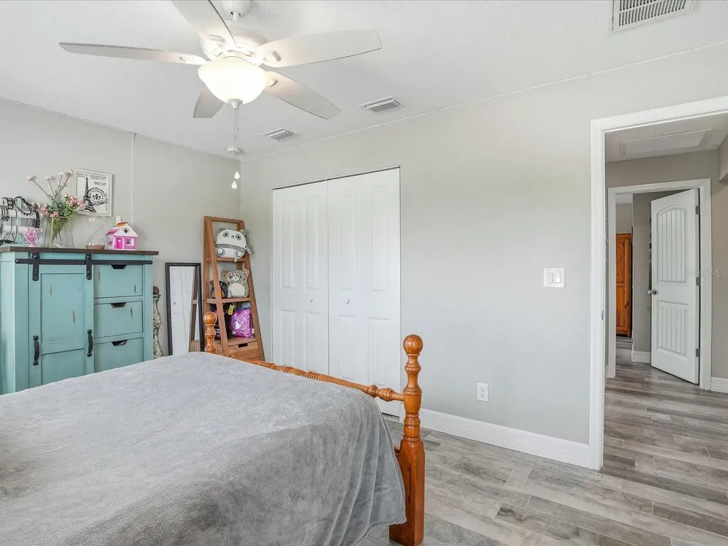 127 Glades Drive Rotonda West FL 33947