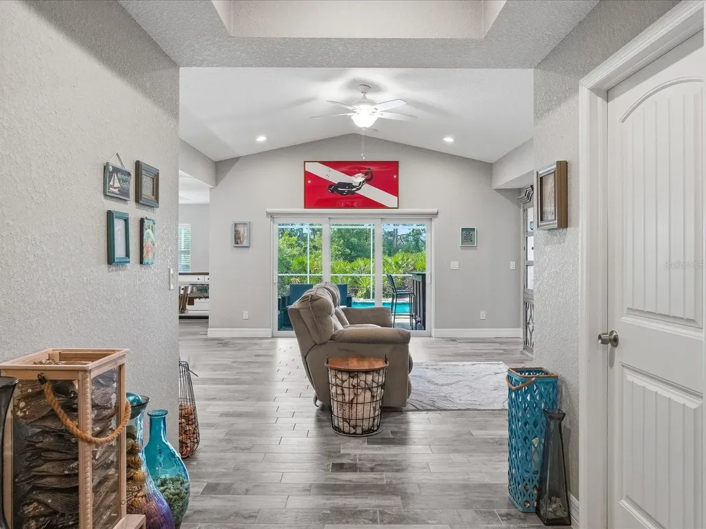 127 Glades Drive Rotonda West FL 33947