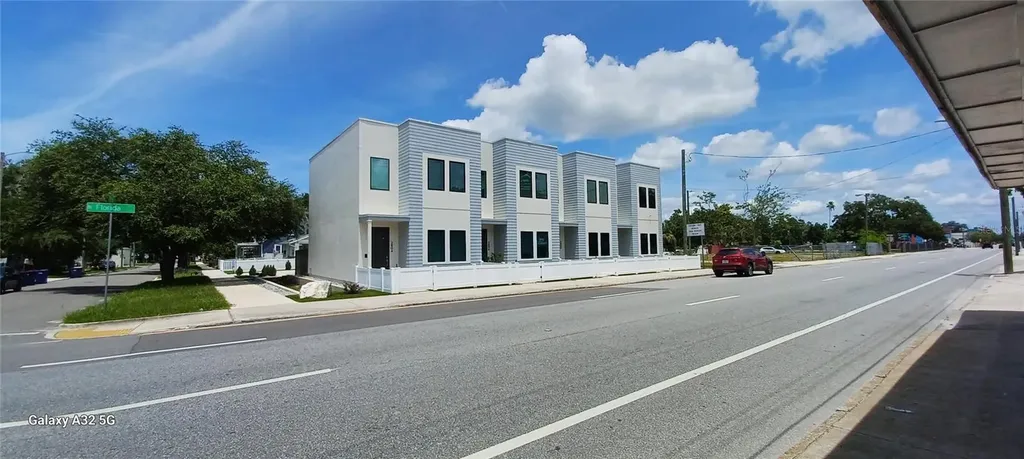 5312 6th Street Zephyrhills FL 33542