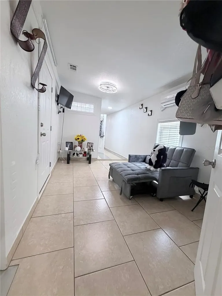 1508 W Knollwood Street Tampa FL 33604