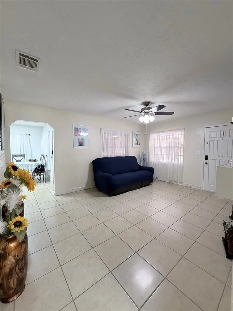 1508 W Knollwood Street Tampa FL 33604