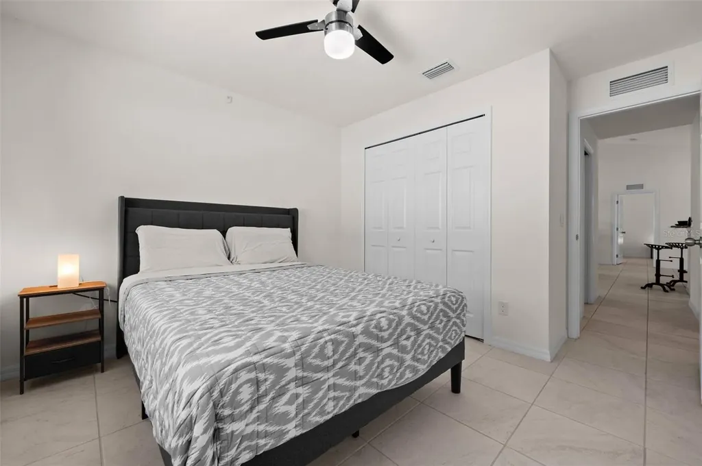 1808 SW 8th Place Cape Coral FL 33991