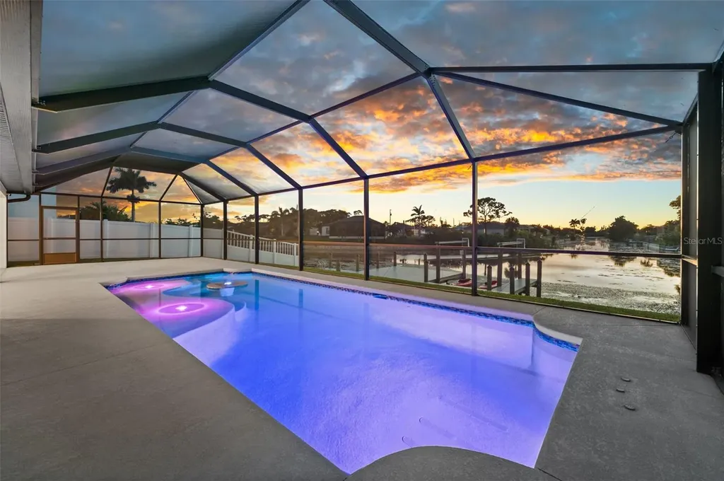 1808 SW 8th Place Cape Coral FL 33991