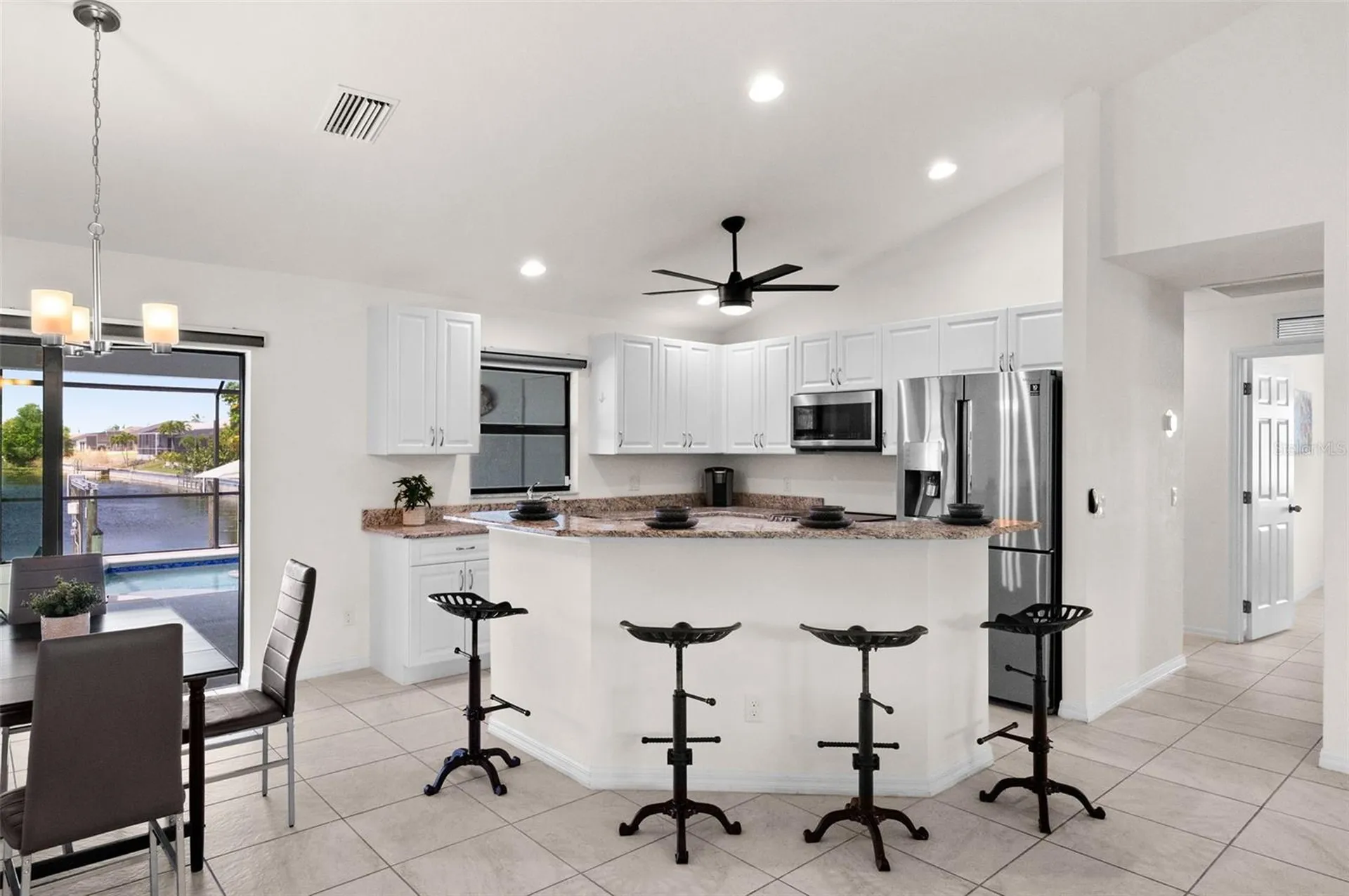 1808 SW 8th Place Cape Coral FL 33991