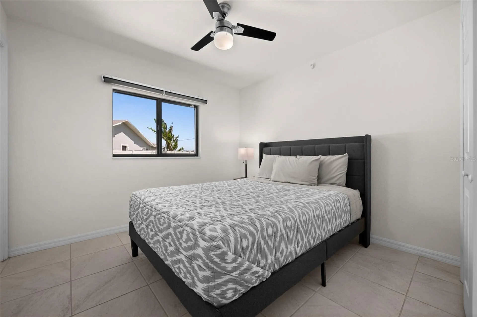 1808 SW 8th Place Cape Coral FL 33991