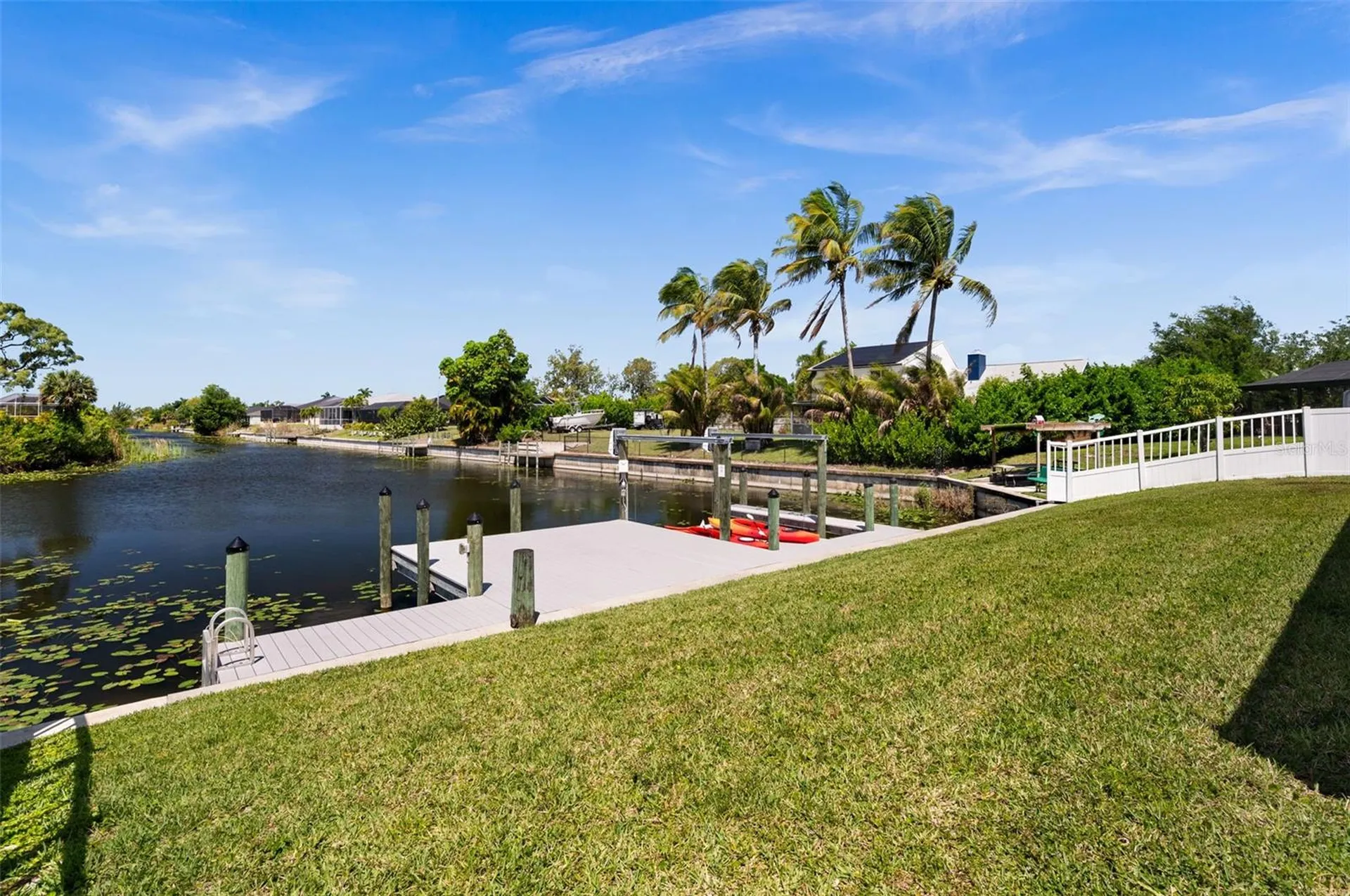 1808 SW 8th Place Cape Coral FL 33991