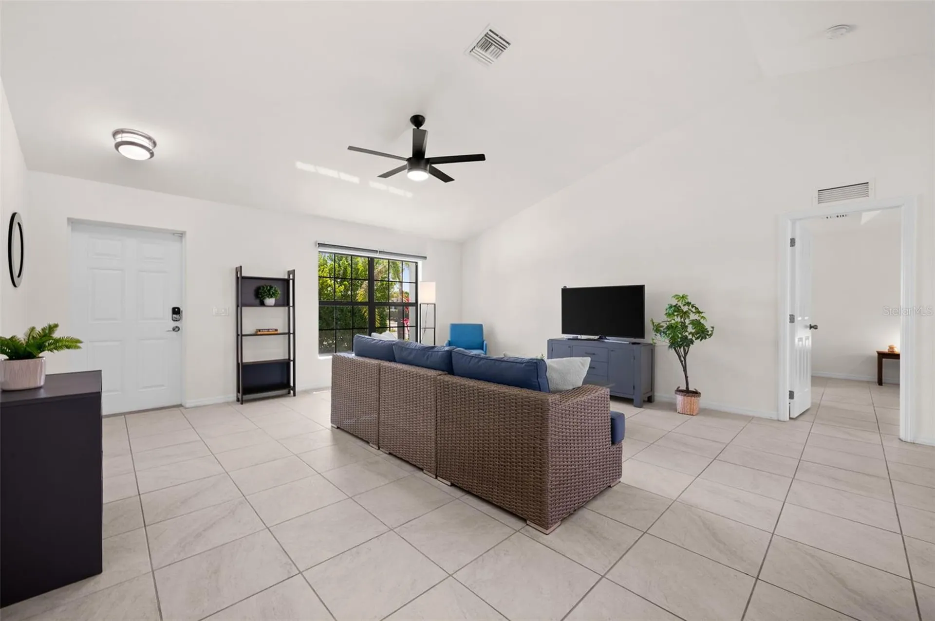 1808 SW 8th Place Cape Coral FL 33991