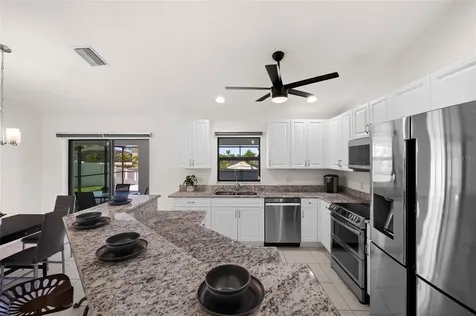 1808 SW 8th Place Cape Coral FL 33991