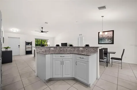 1808 SW 8th Place Cape Coral FL 33991
