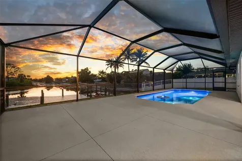1808 SW 8th Place Cape Coral FL 33991
