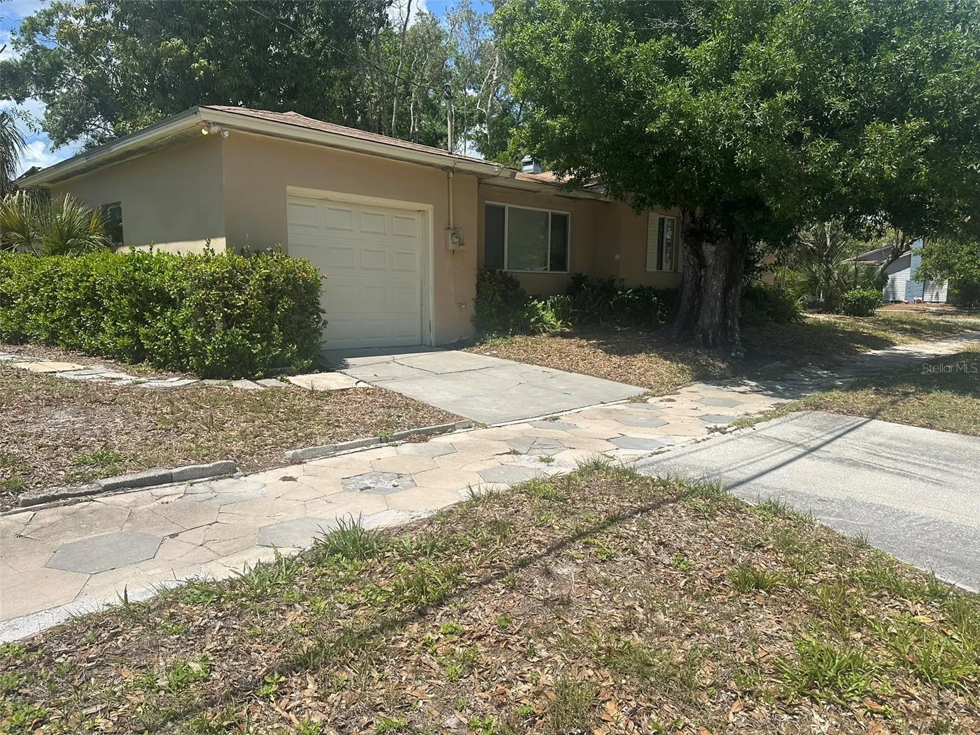 4400 3rd Avenue S St Petersburg FL 33711