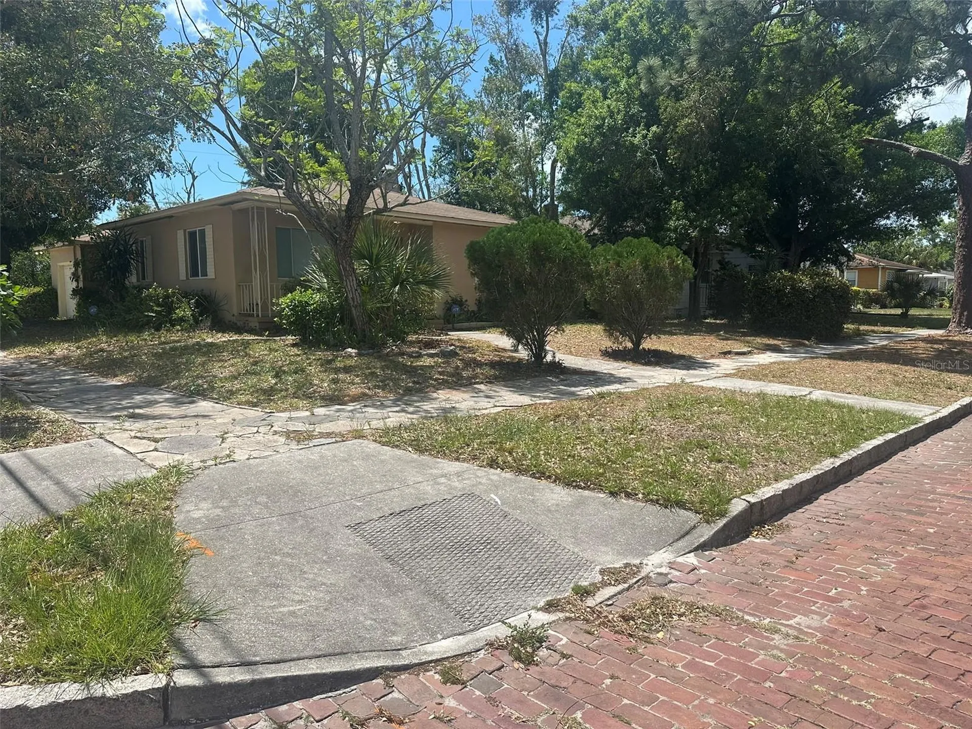 4400 3rd Avenue S St Petersburg FL 33711