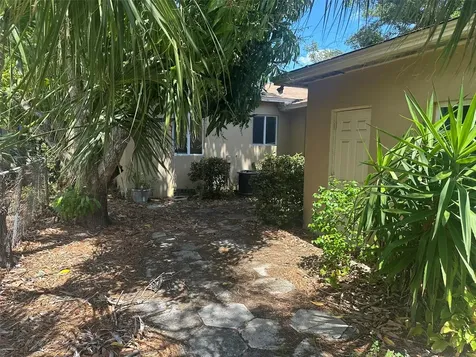 4400 3rd Avenue S St Petersburg FL 33711