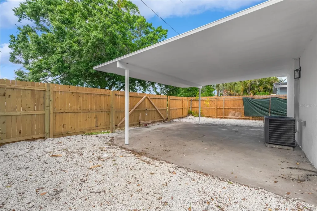 3243 6th Avenue S St Petersburg FL 33712