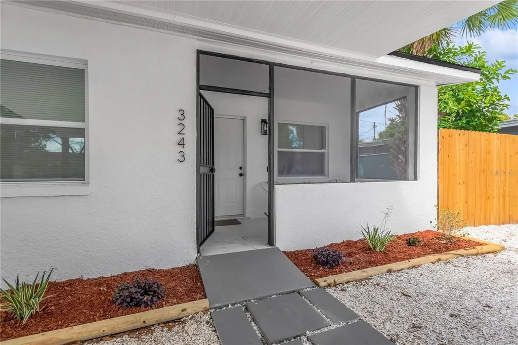 3243 6th Avenue S St Petersburg FL 33712