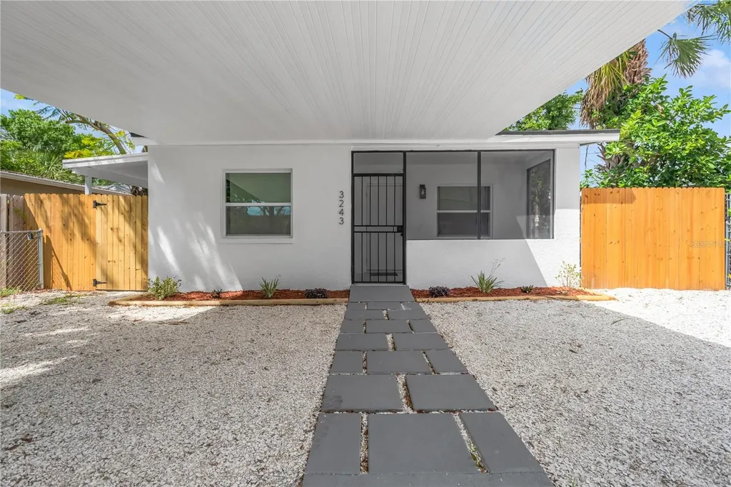 3243 6th Avenue S St Petersburg FL 33712