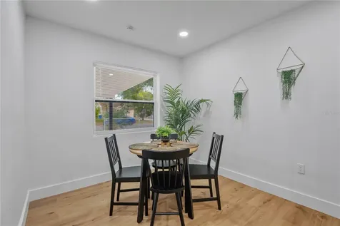 3243 6th Avenue S St Petersburg FL 33712