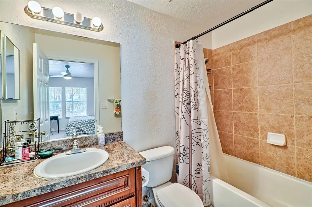 2710 NW 104 Court Gainesville FL 32606