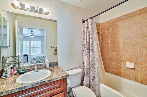 2710 NW 104 Court Gainesville FL 32606
