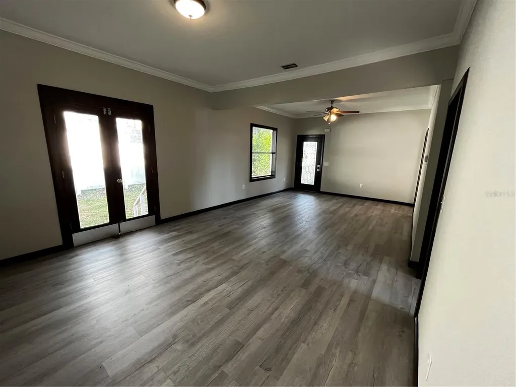 402 E Emma Street Tampa FL 33603