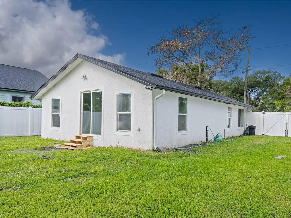 1105 Willow Avenue Sanford FL 32771