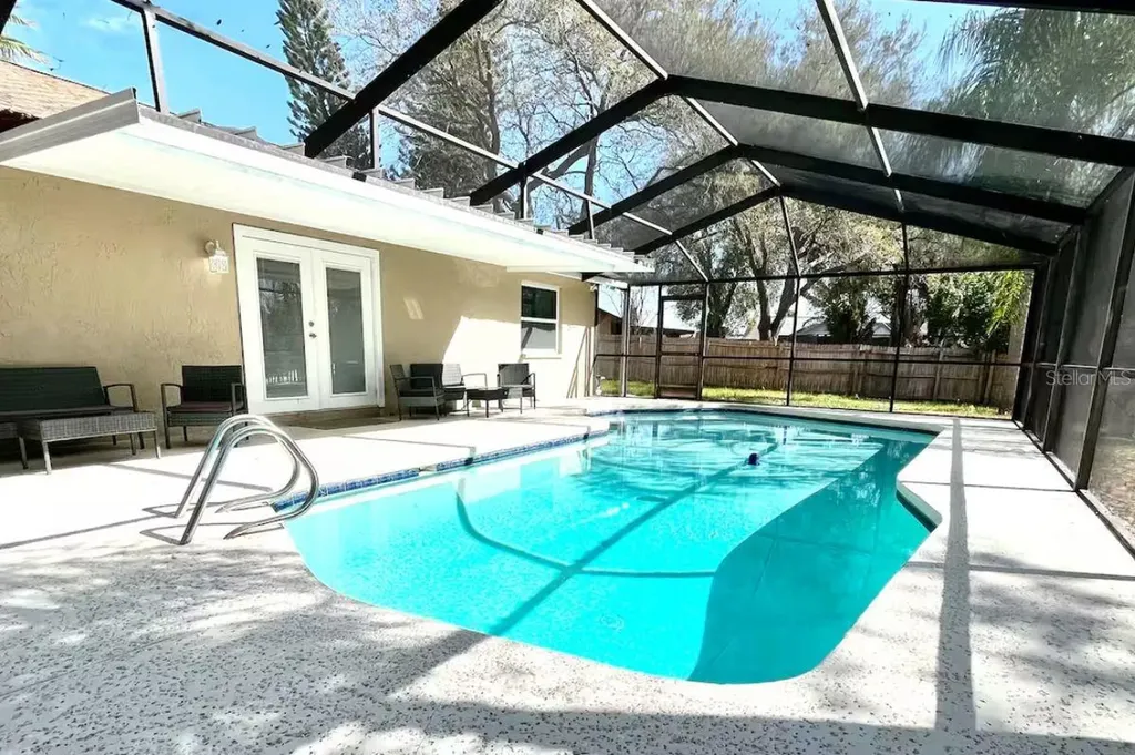 6506 Seafairer Drive Tampa FL 33615