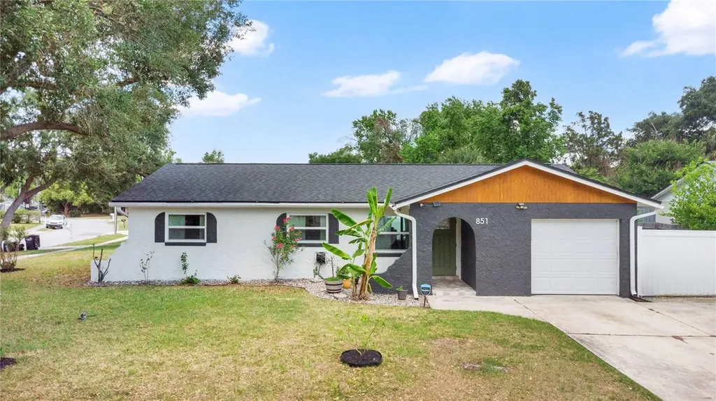 851 Darwin Drive Altamonte Springs FL 32701