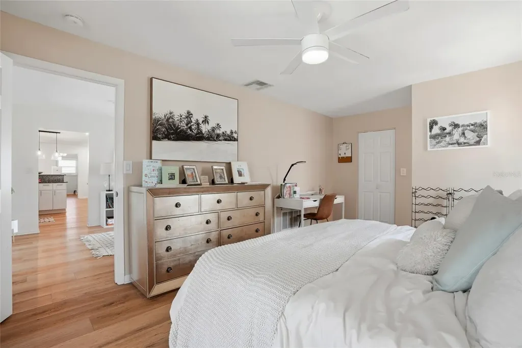 2089 Swan Lane Safety Harbor FL 34695