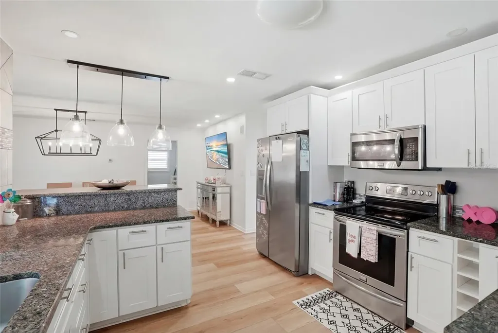 2089 Swan Lane Safety Harbor FL 34695