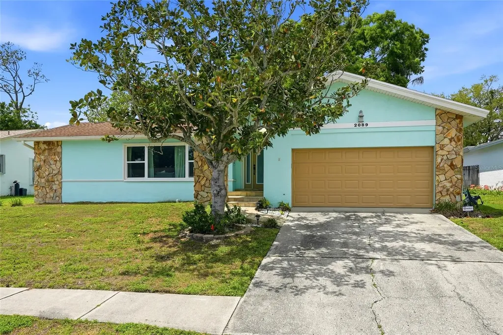 2089 Swan Lane Safety Harbor FL 34695