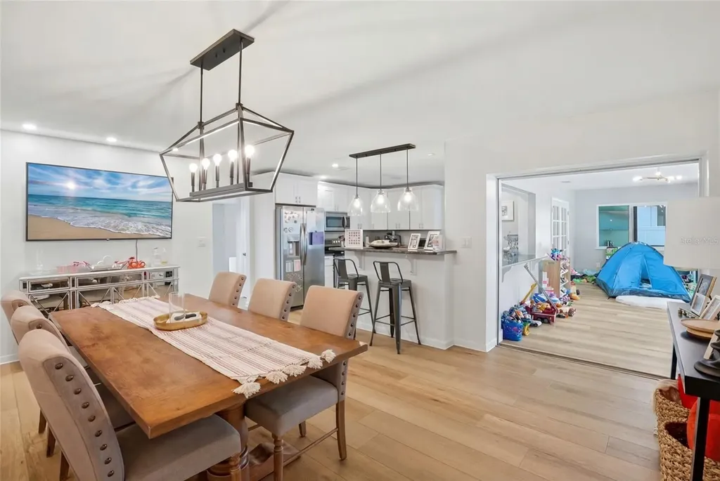 2089 Swan Lane Safety Harbor FL 34695