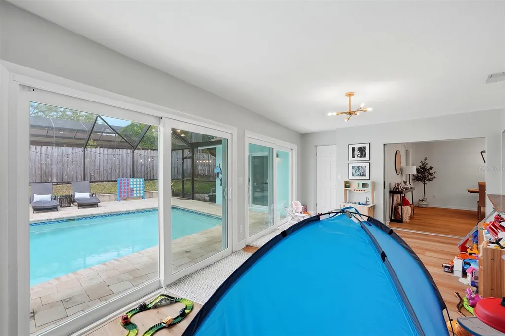 2089 Swan Lane Safety Harbor FL 34695