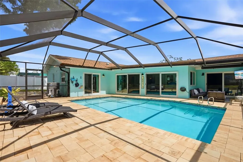 2089 Swan Lane Safety Harbor FL 34695