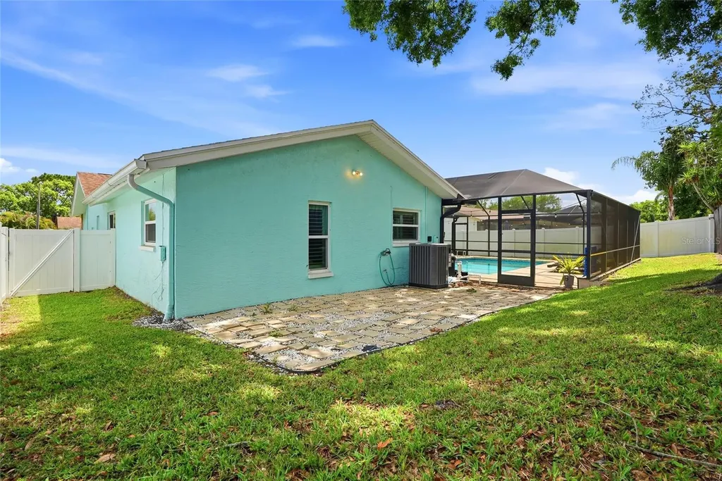 2089 Swan Lane Safety Harbor FL 34695