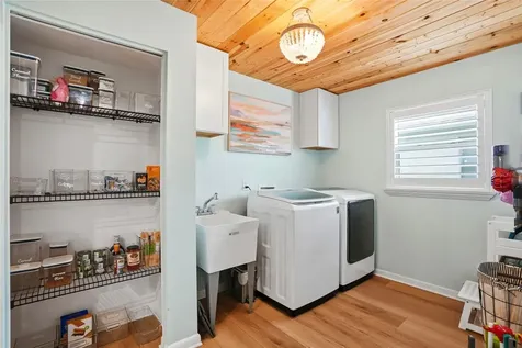 2089 Swan Lane Safety Harbor FL 34695