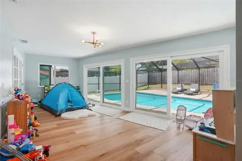 2089 Swan Lane Safety Harbor FL 34695
