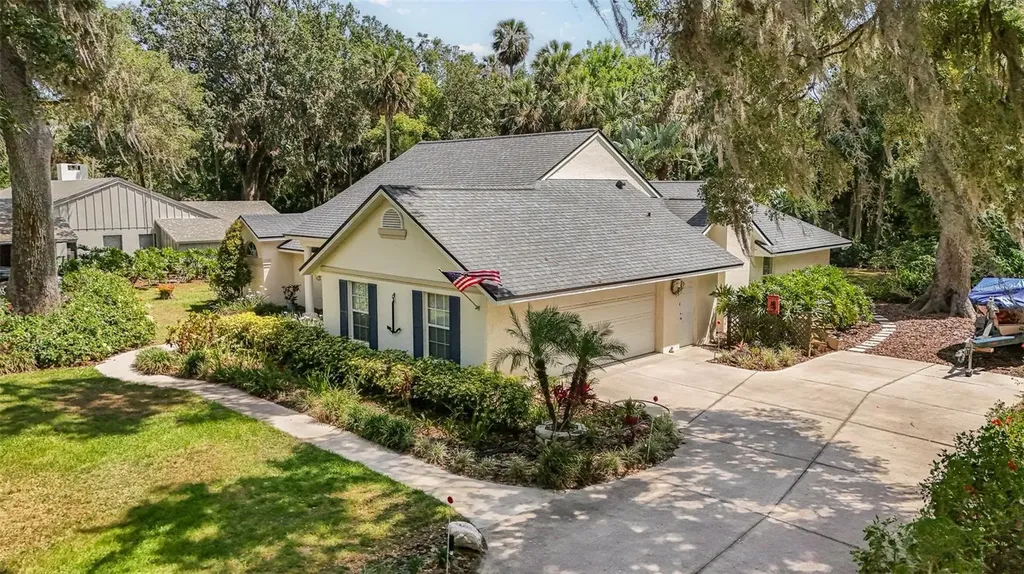 16730 Beauclaire Court Tavares FL 32778