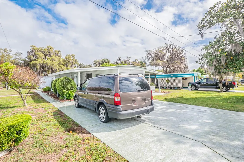 613 Sandpiper Drive Leesburg FL 34748