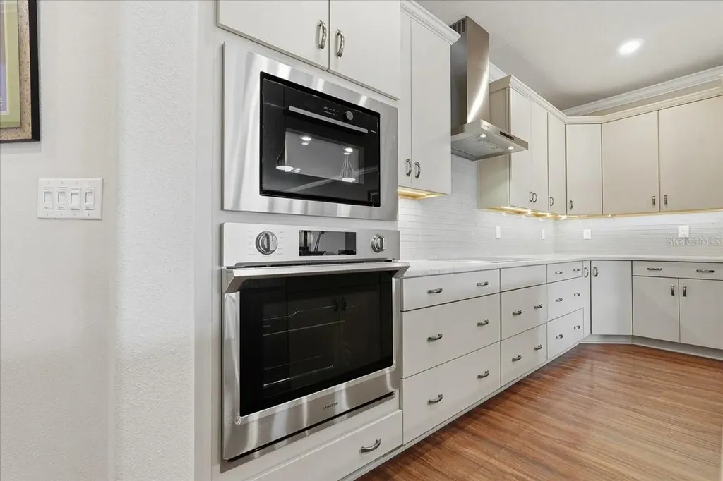 603 Ozona Village Drive Palm Harbor FL 34683