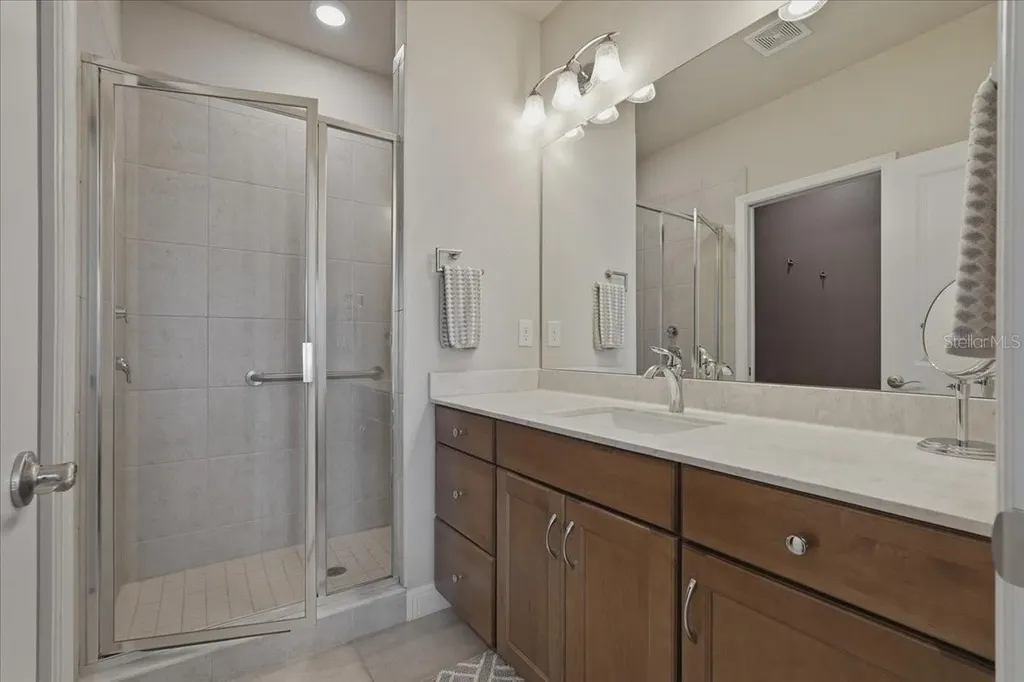 603 Ozona Village Drive Palm Harbor FL 34683