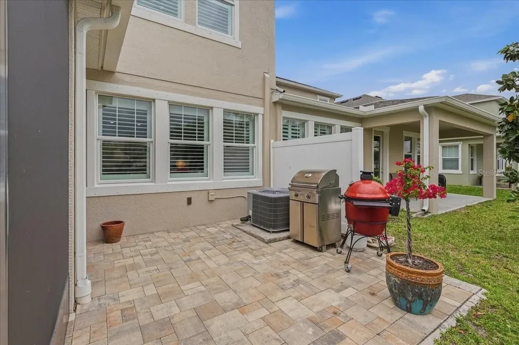 603 Ozona Village Drive Palm Harbor FL 34683