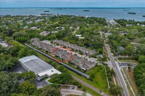 603 Ozona Village Drive Palm Harbor FL 34683