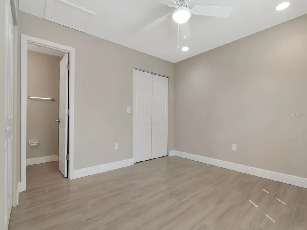 1211 62nd Avenue E Bradenton FL 34203