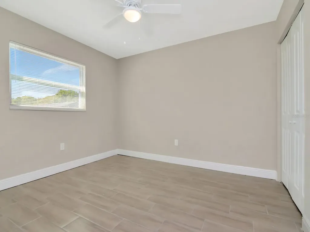 1211 62nd Avenue E Bradenton FL 34203